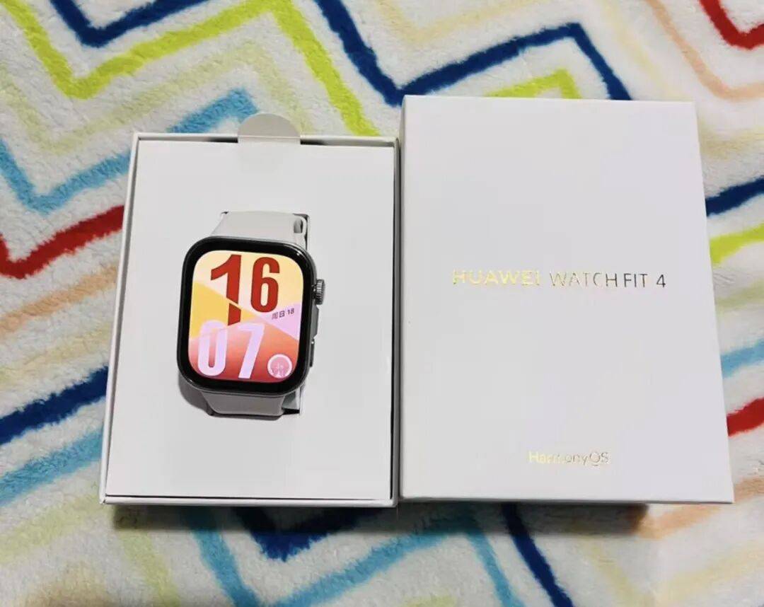 今暴打43折!等等党赢麻了去年999元的华为手表如(图1) 今暴打43折!等等党赢麻了去年999元的华为手表如(图1)